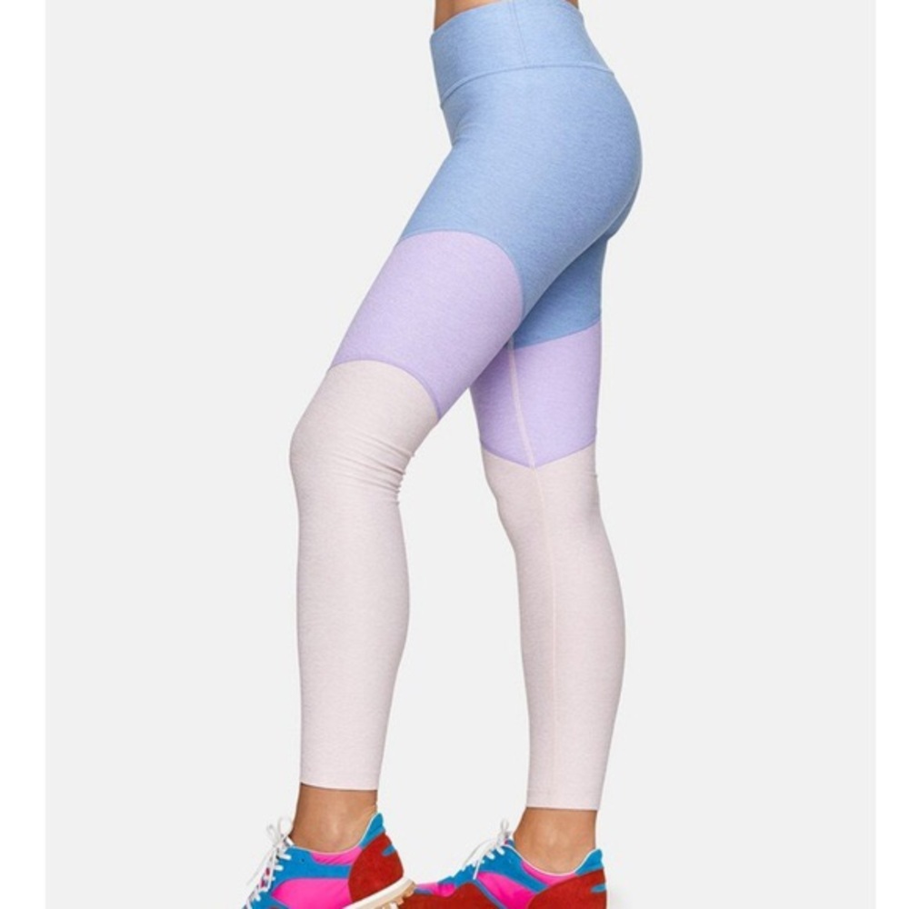 Outdoor voices size s trio color legging